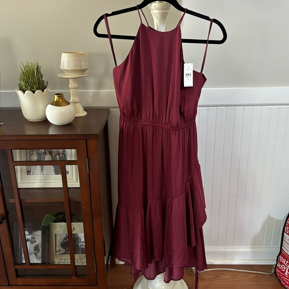Loft NWT Burgundy / Maroon Silk Midi Dress with Ruffle, sz Small